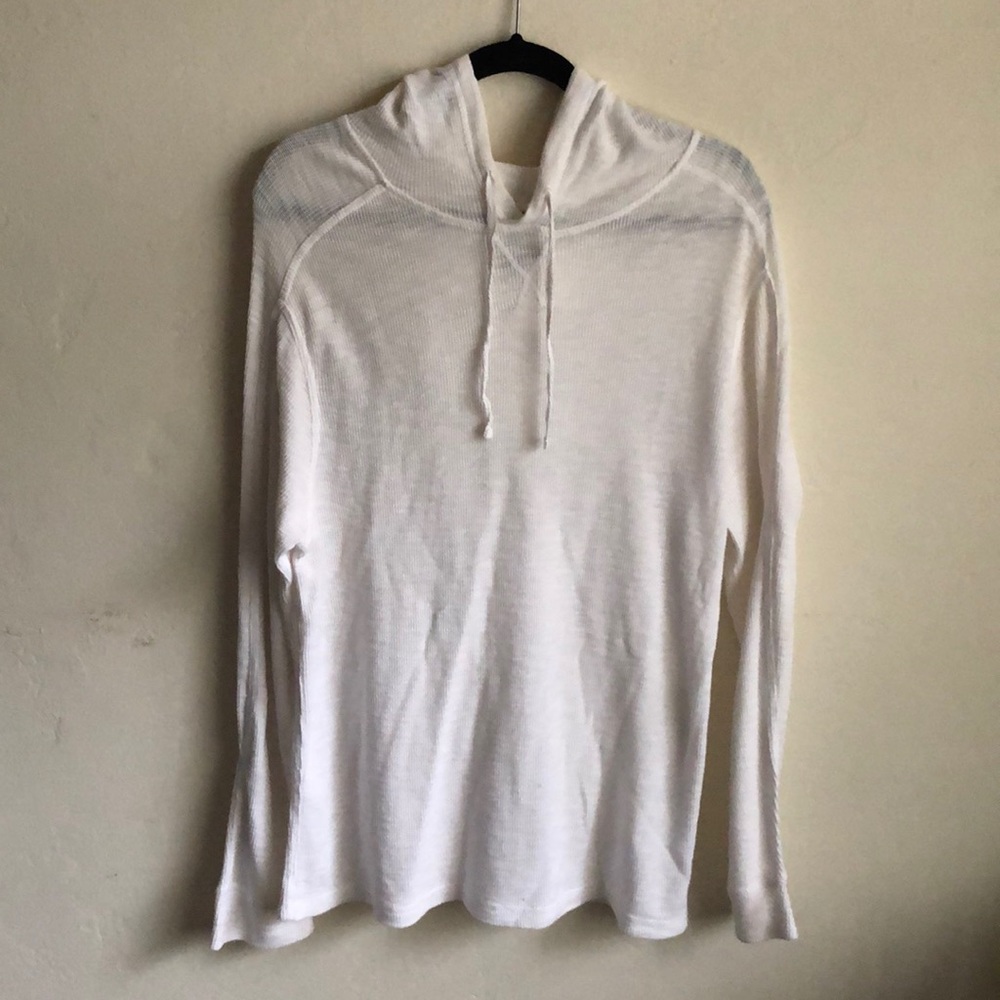 Men’s long sleeve/hooded thermal.